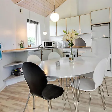 Casa vacanze Jani - 25km From The Sea By Interhome